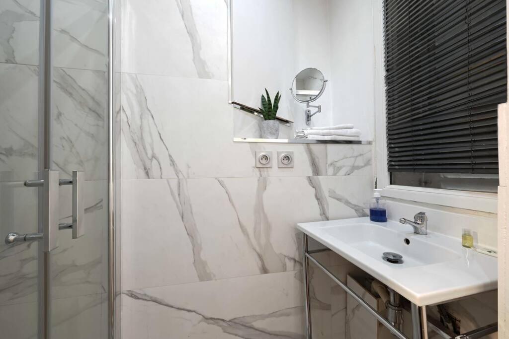 Great And Cosy At Champ De Mars Appartement